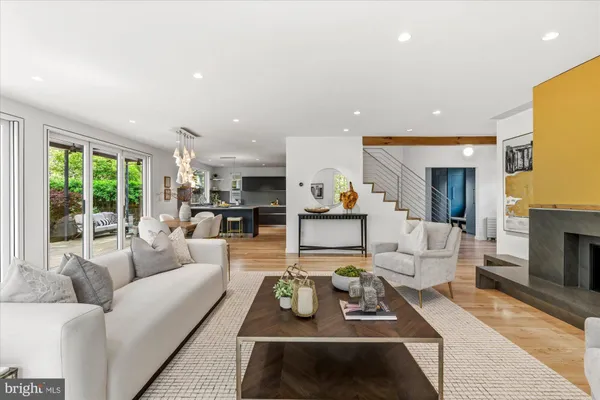 $2,375,000 | 3800 Alton Place Northwest, Washington, DC 20016