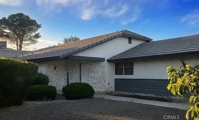 $2,000 | 27428 Outrigger Lane, Helendale, CA 92342