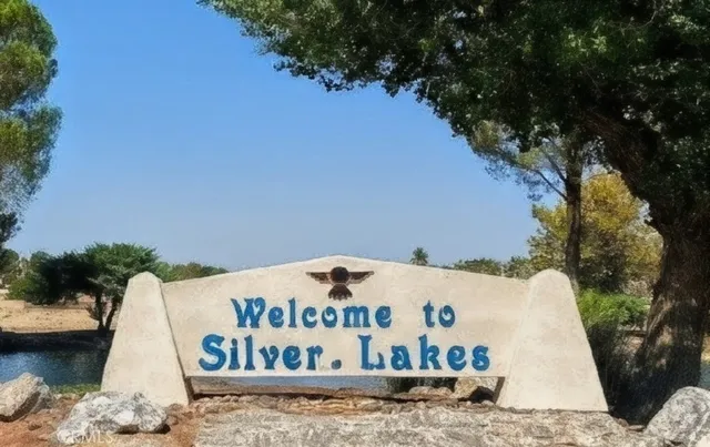 $2,000 | 27428 Outrigger Lane, Helendale, CA 92342