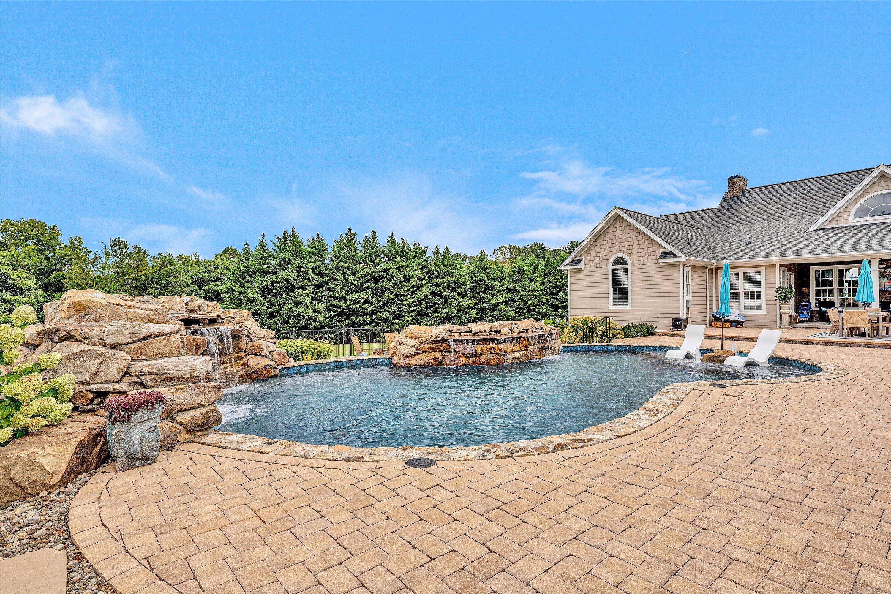1483 Morgans Church Road Bedford, VA 24523 - Photo 78 of 103 075-SGP-09708