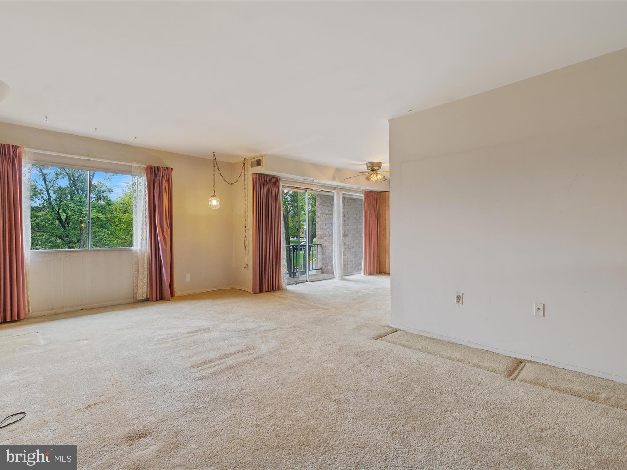 3722 Bel Pre Road, Unit 372211 Silver Spring, MD 20906 - Photo 4 of 31 Gallery Image 4