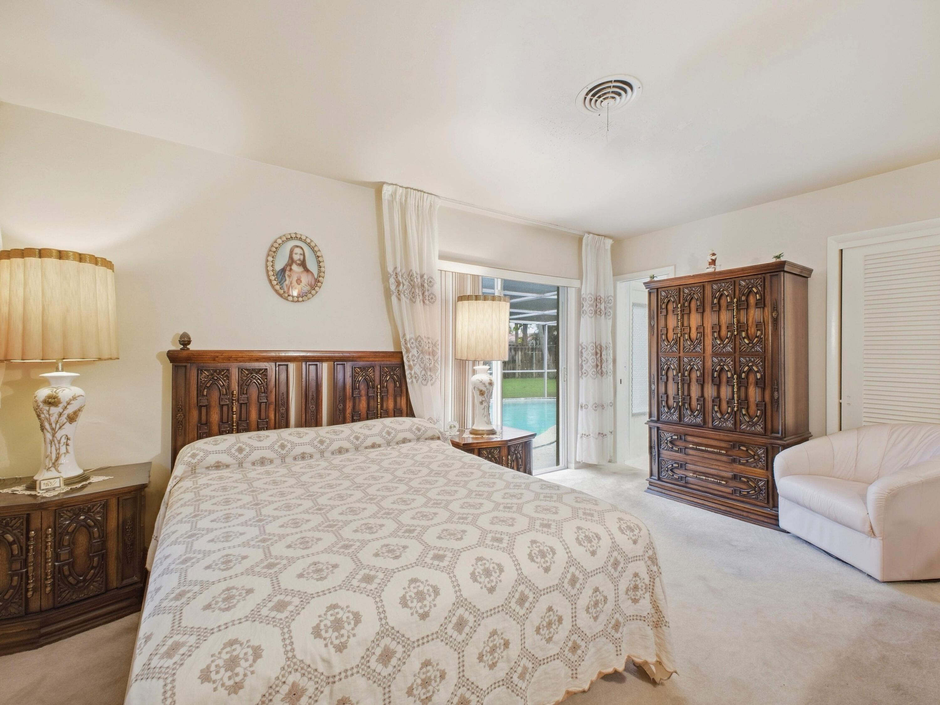 151 Southwest 8th Avenue Boca Raton, FL 33486 - Photo 23 of 39 Primary Bedroom