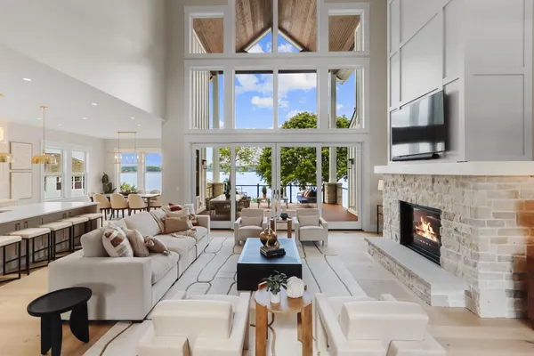 $8,990,000 | N2017 South Lake Shore Drive, Linn, WI 53147