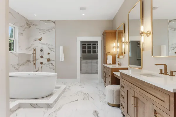 $8,990,000 | N2017 South Lake Shore Drive, Linn, WI 53147
