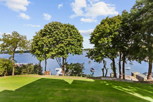 $8,990,000 | N2017 South Lake Shore Drive, Linn, WI 53147