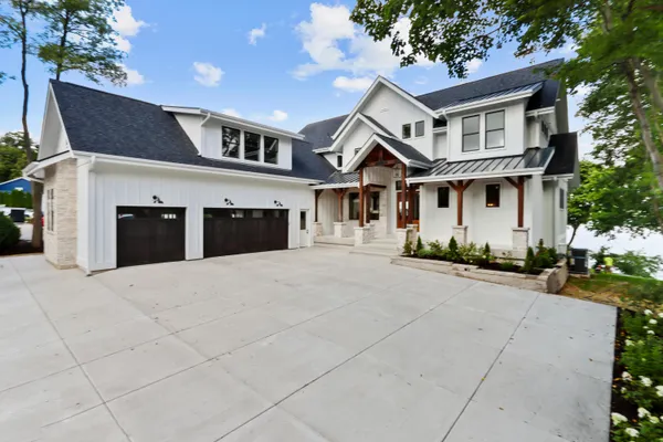 $8,990,000 | N2017 South Lake Shore Drive, Linn, WI 53147