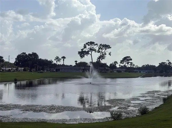 $1,550 | 205 Andover Place North, Unit 104, Sun City Center, FL 33573