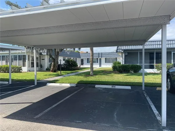 $1,550 | 205 Andover Place North, Unit 104, Sun City Center, FL 33573