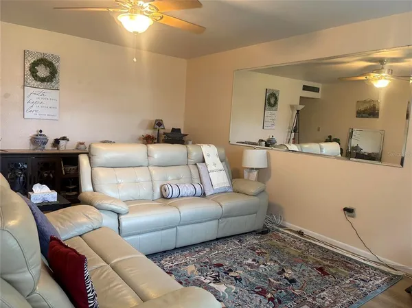 $1,550 | 205 Andover Place North, Unit 104, Sun City Center, FL 33573