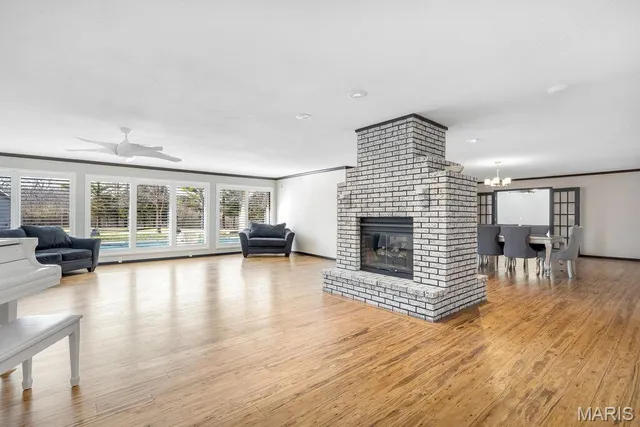 $599,900 | 109 Pecan Lane, Belleville, IL 62223