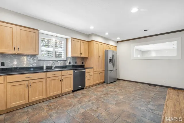 $599,900 | 109 Pecan Lane, Belleville, IL 62223