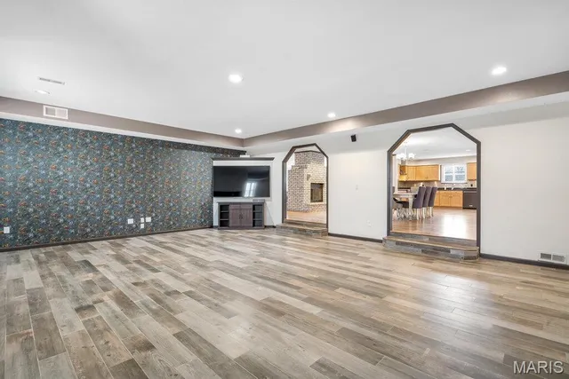 $599,900 | 109 Pecan Lane, Belleville, IL 62223