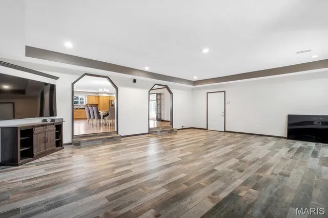 $599,900 | 109 Pecan Lane, Belleville, IL 62223