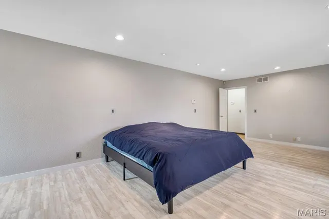 $599,900 | 109 Pecan Lane, Belleville, IL 62223