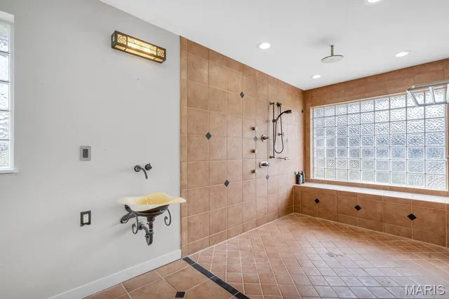 $599,900 | 109 Pecan Lane, Belleville, IL 62223