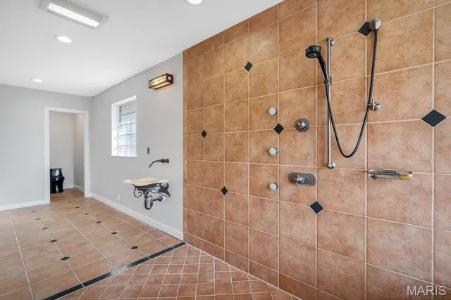 $599,900 | 109 Pecan Lane, Belleville, IL 62223