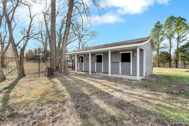 $599,900 | 109 Pecan Lane, Belleville, IL 62223