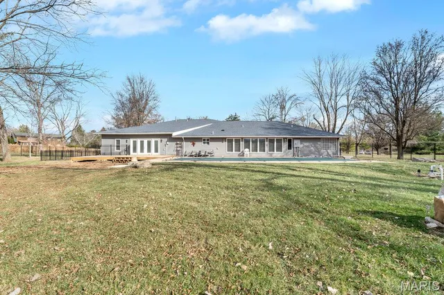 $599,900 | 109 Pecan Lane, Belleville, IL 62223
