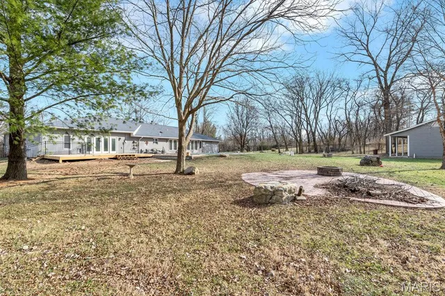 $599,900 | 109 Pecan Lane, Belleville, IL 62223