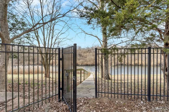 $599,900 | 109 Pecan Lane, Belleville, IL 62223