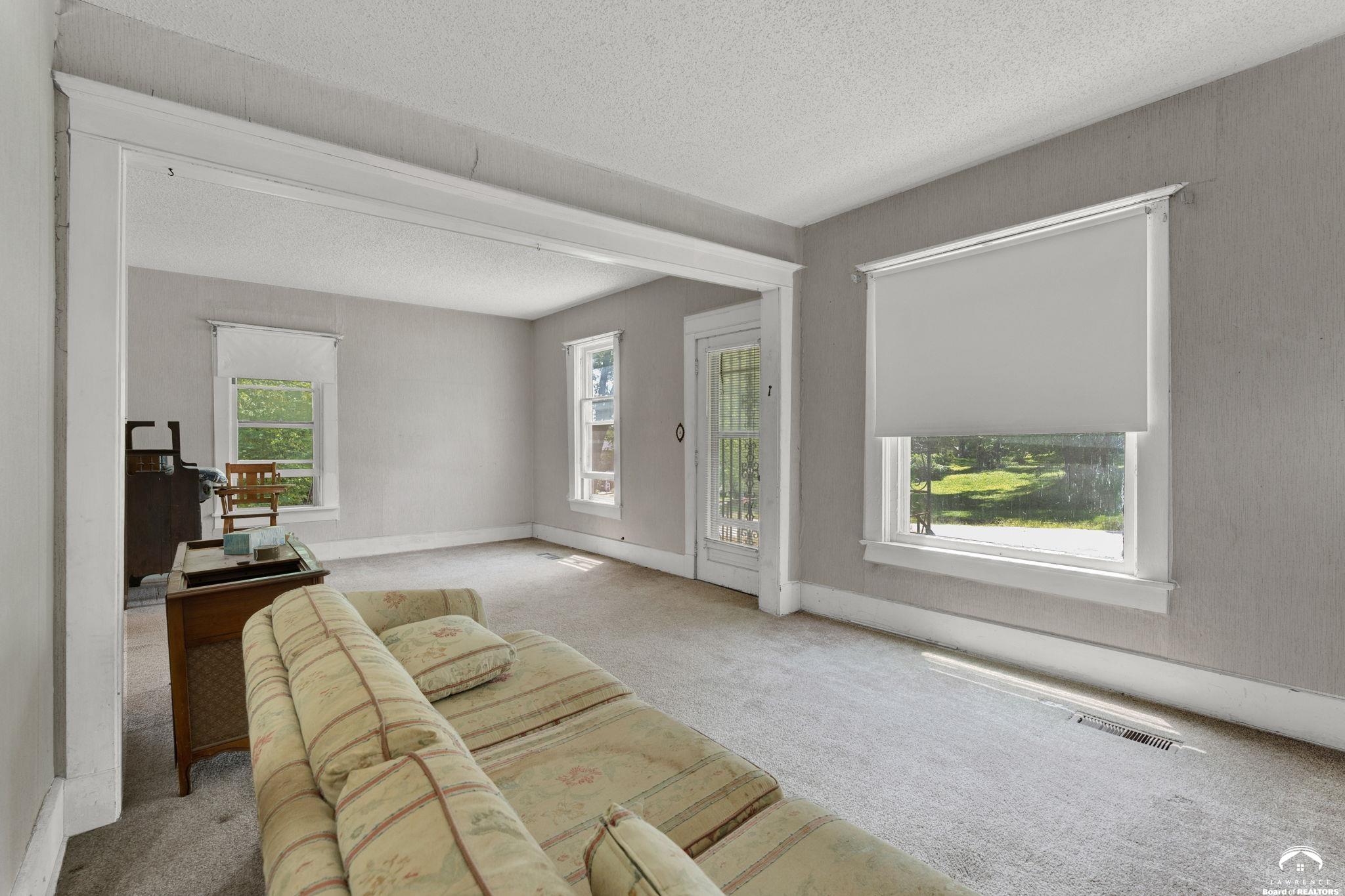 420 East Woodson Avenue Lecompton, KS 66050 - Photo 12 of 31