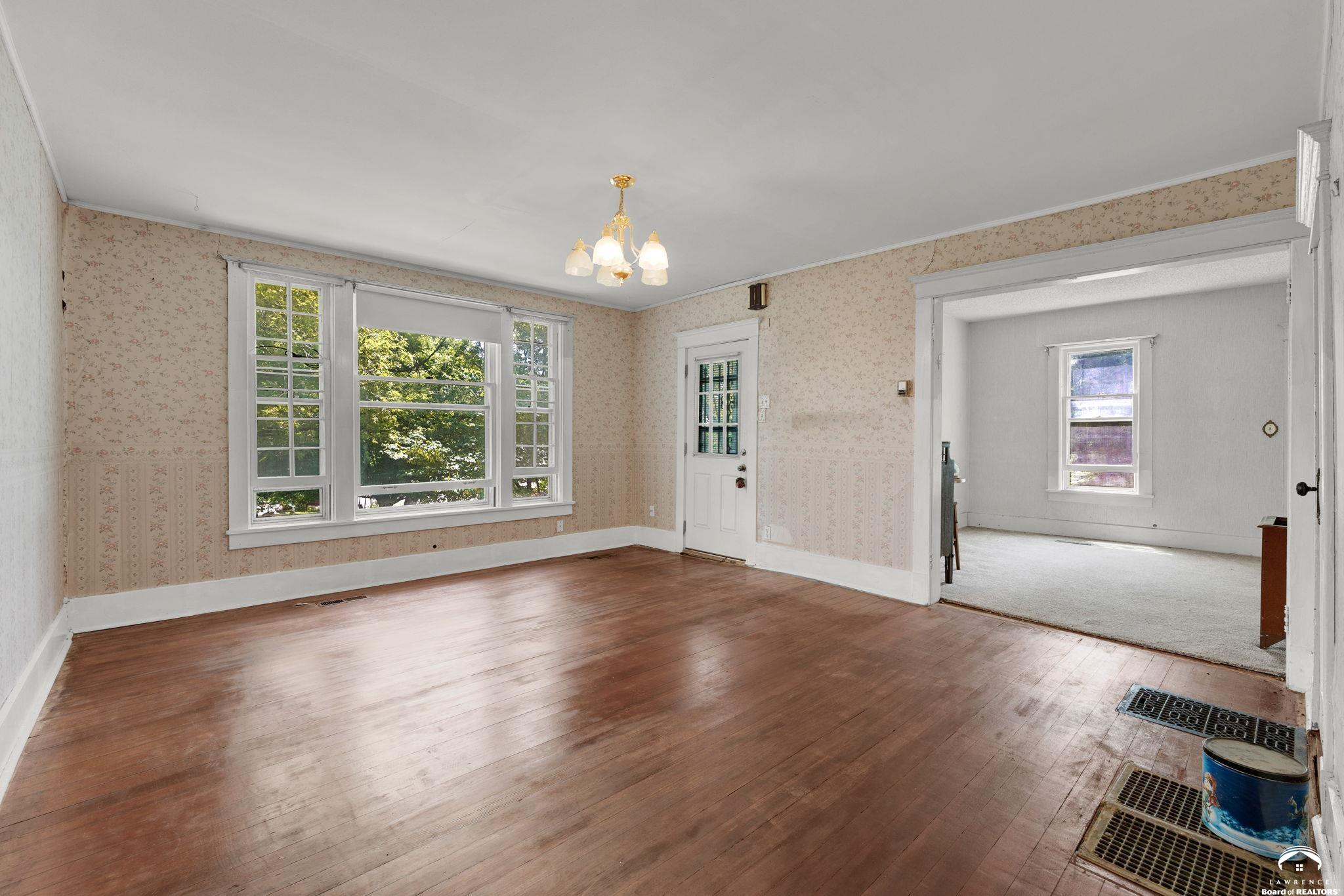 420 East Woodson Avenue Lecompton, KS 66050 - Photo 15 of 31