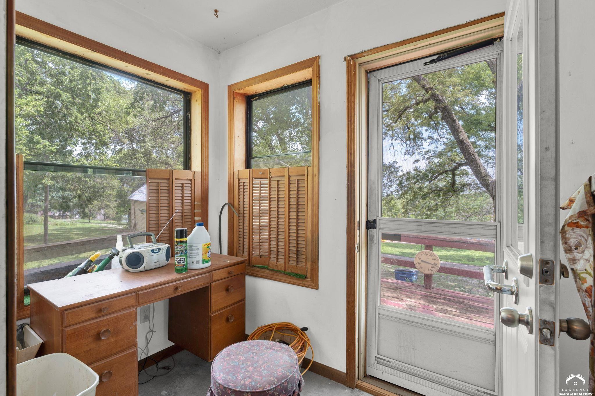 420 East Woodson Avenue Lecompton, KS 66050 - Photo 19 of 31