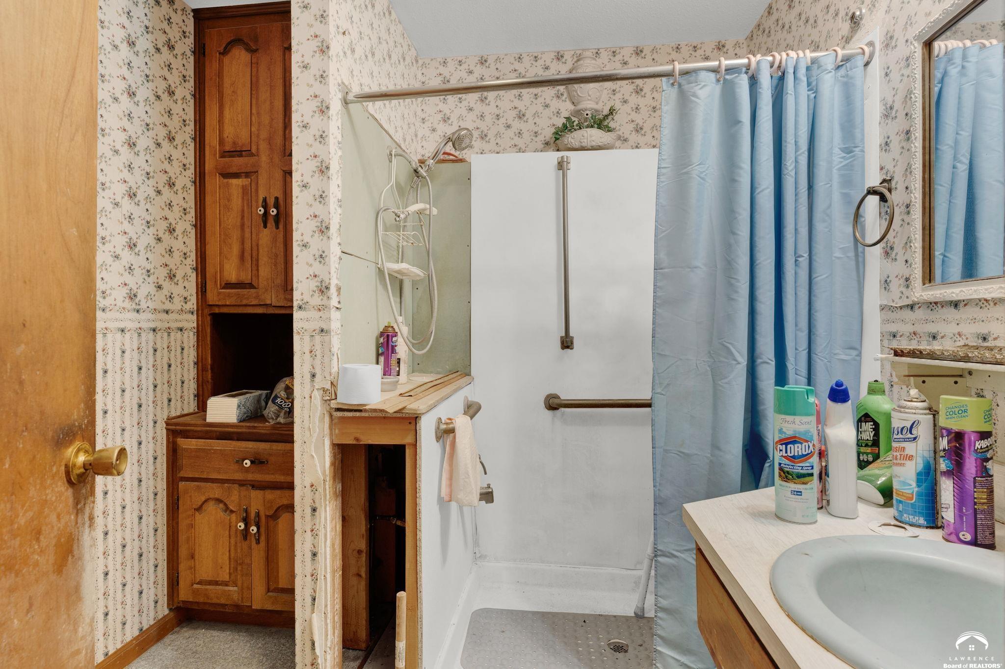 420 East Woodson Avenue Lecompton, KS 66050 - Photo 24 of 31