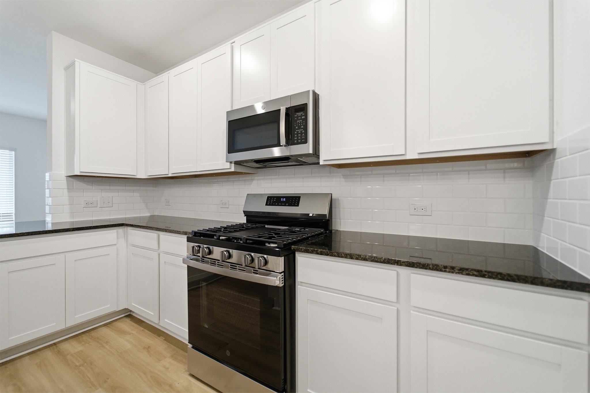 418 Monarch Trail Huntsville, TX 77340 - Photo 15 of 31