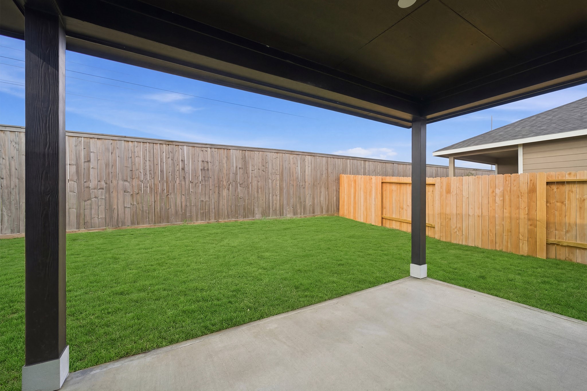 418 Monarch Trail Huntsville, TX 77340 - Photo 7 of 31