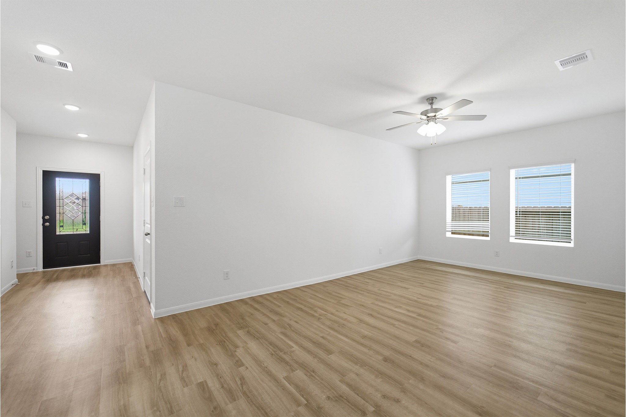 418 Monarch Trail Huntsville, TX 77340 - Photo 10 of 31