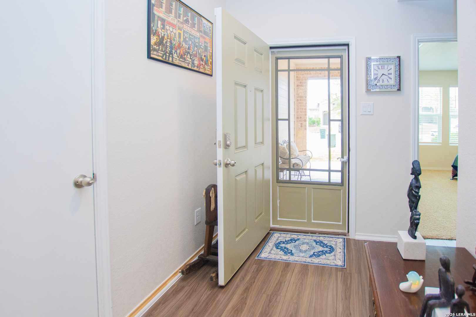 837 Indigo Way Seguin, TX 78155 - Photo 5 of 23 a bathroom with a tub and shower