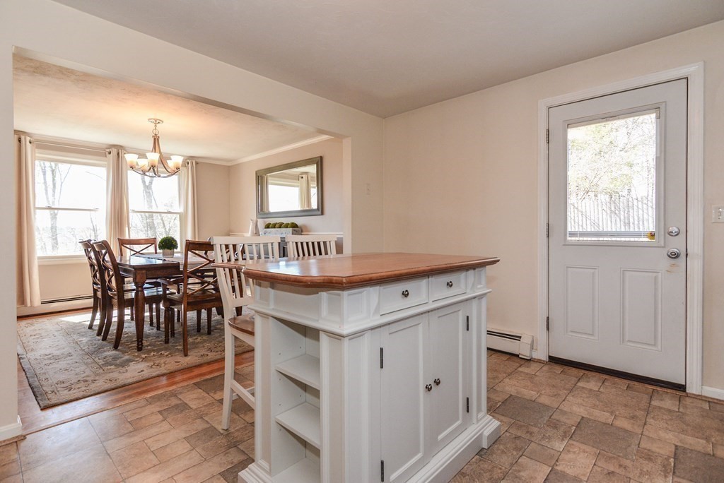 20 Sagamore Road Bellingham, MA 02019 - Photo 4 of 35 Gallery Image 4