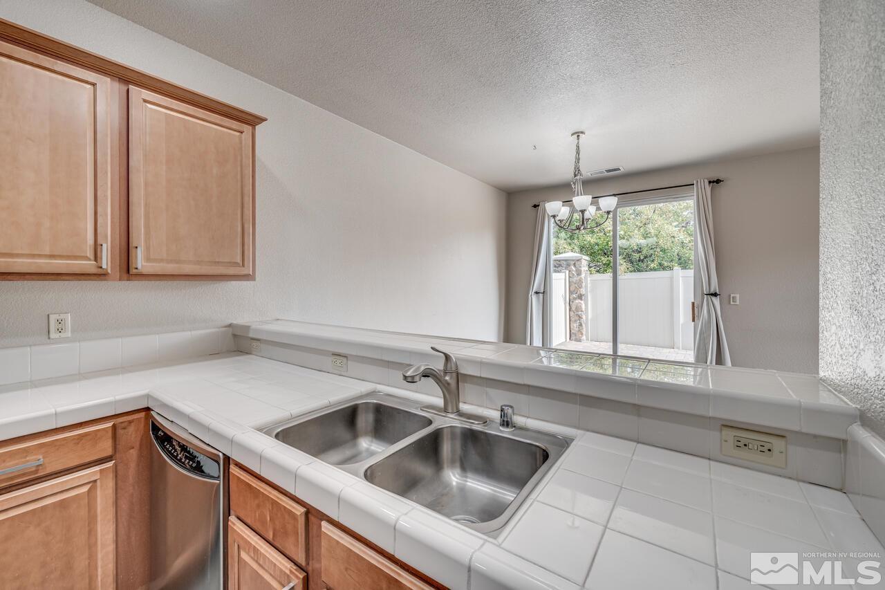 1863 Resistol Drive Reno, NV 89521 - Photo 9 of 30 Photo 9