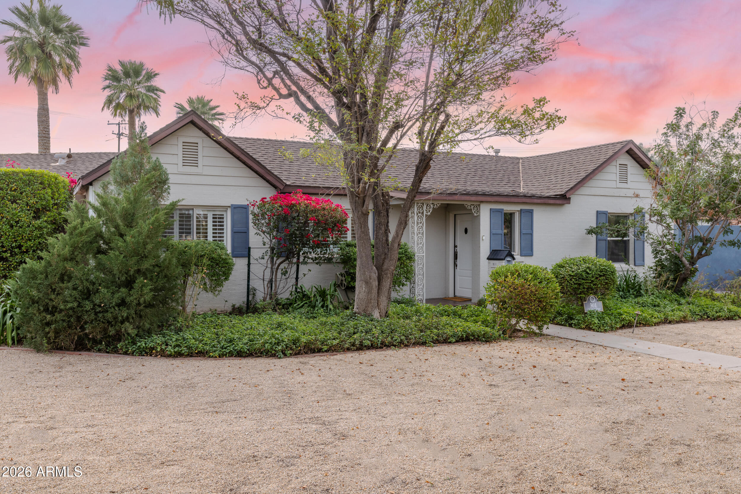 301 West Holly Street Phoenix, AZ 85003 - Photo 1 of 39 Corner lot