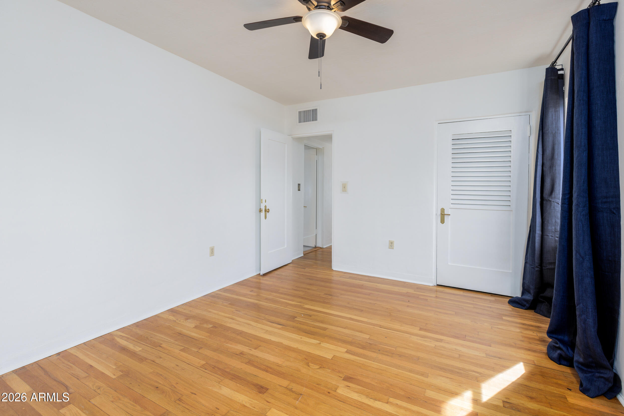 301 West Holly Street Phoenix, AZ 85003 - Photo 23 of 39 Bedroom 3