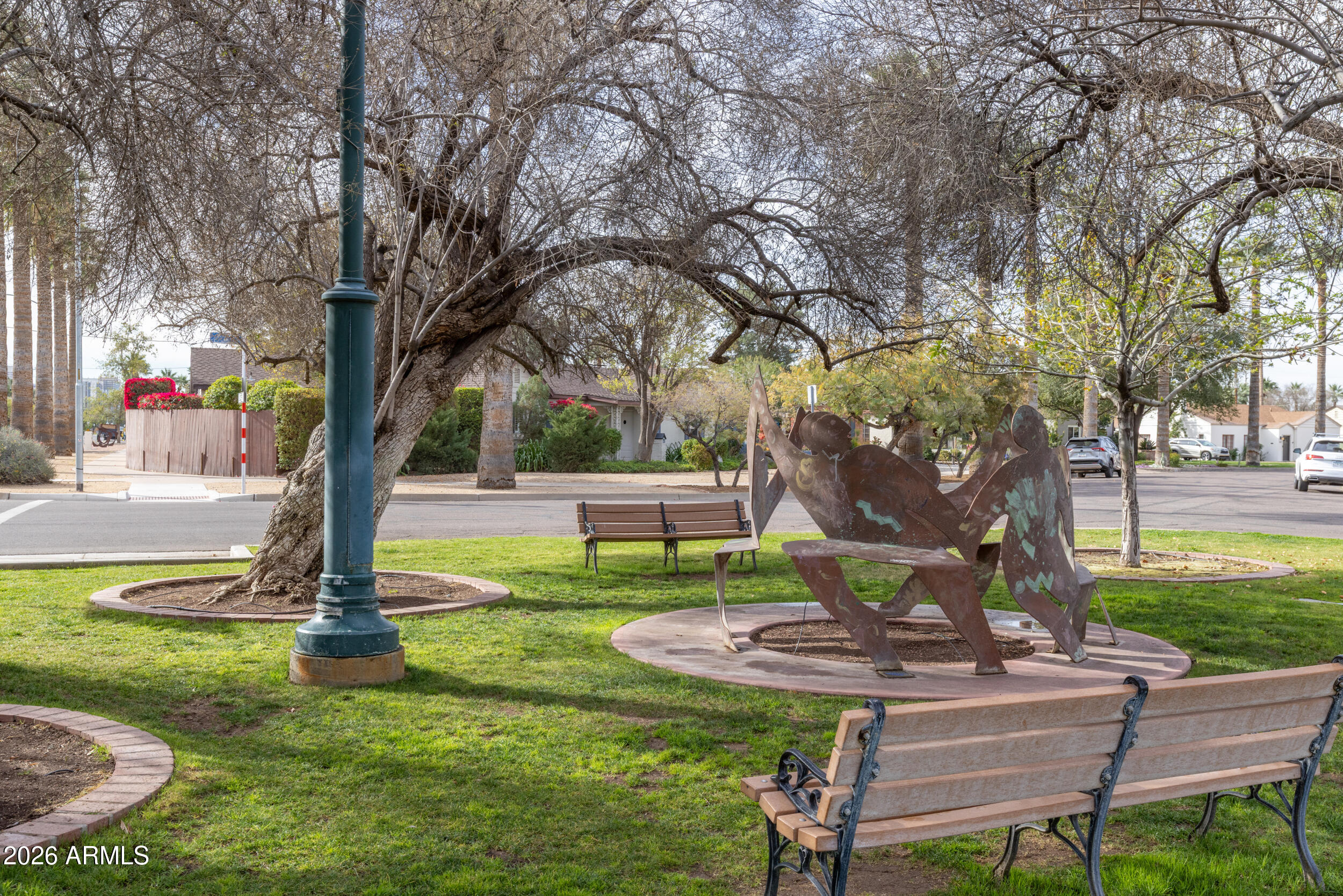 301 West Holly Street Phoenix, AZ 85003 - Photo 35 of 39 Home fronts park