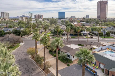 $995,000 | 301 West Holly Street, Phoenix, AZ 85003