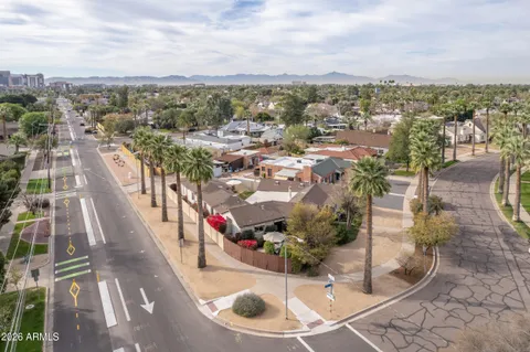 $995,000 | 301 West Holly Street, Phoenix, AZ 85003