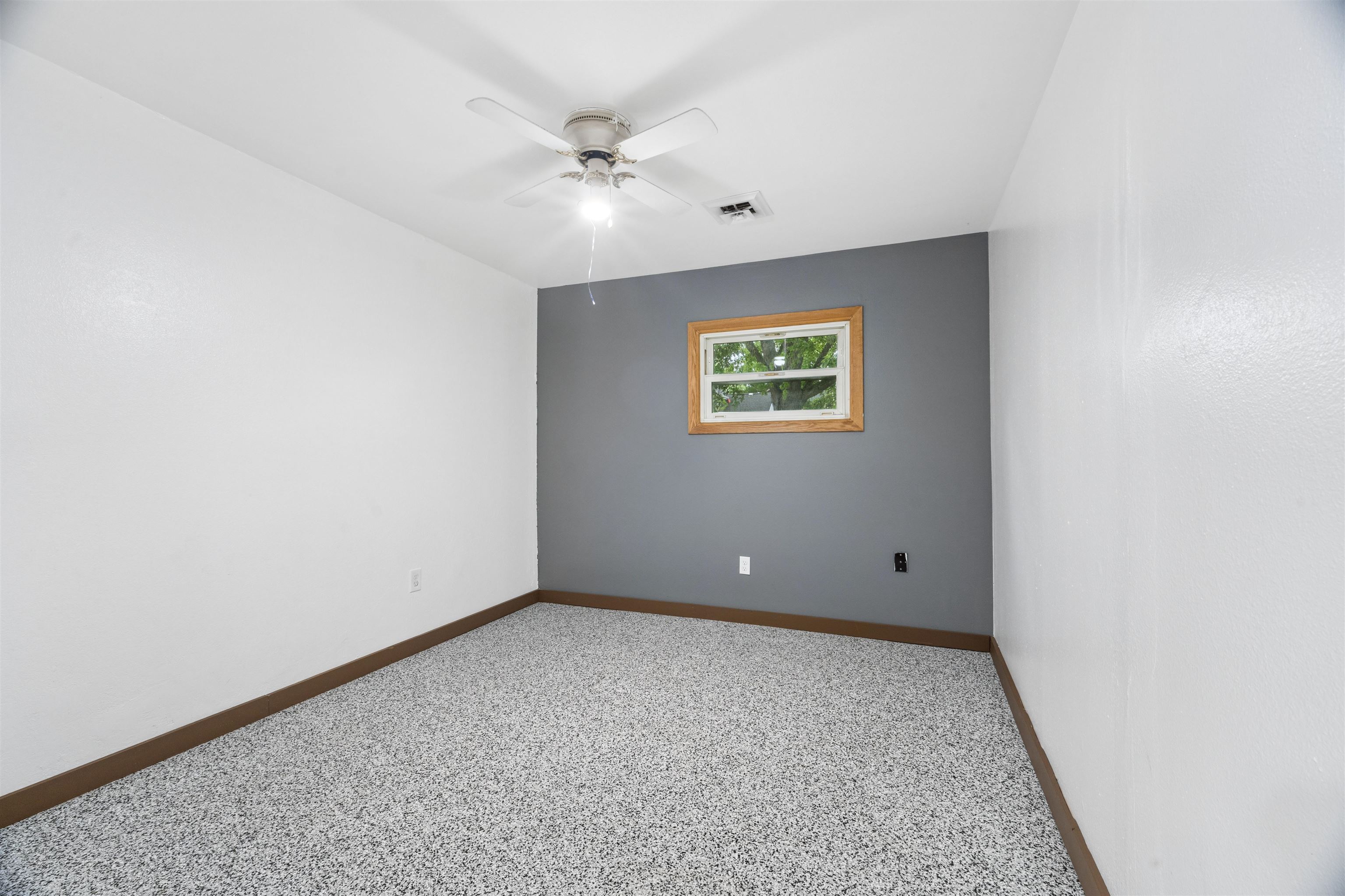 4533 Grandview Road Larsen, WI 54947 - Photo 15 of 32