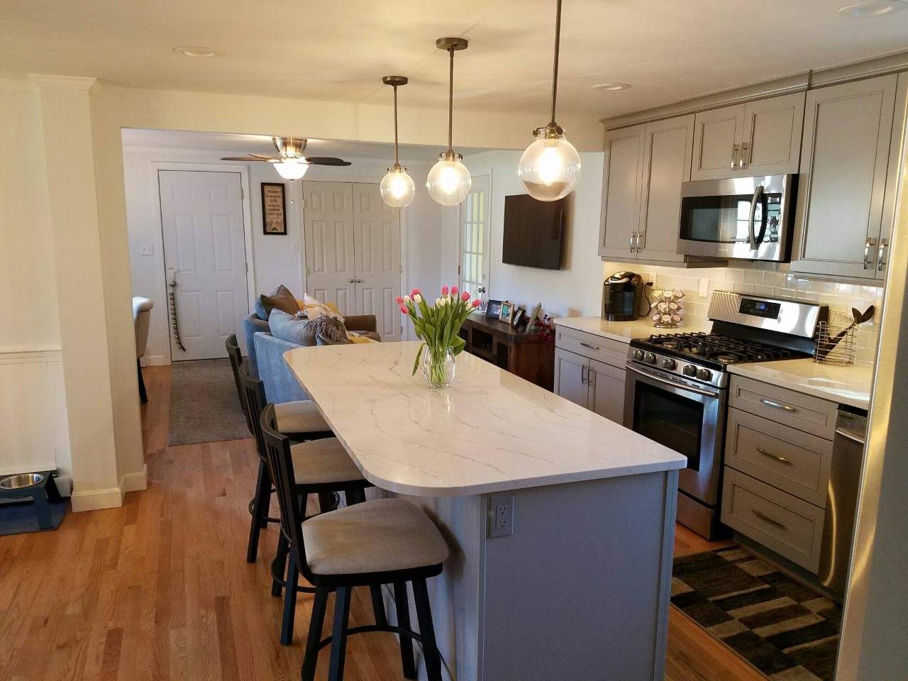 5 Margate Road Nashua, NH 03062 - Photo 3 of 13