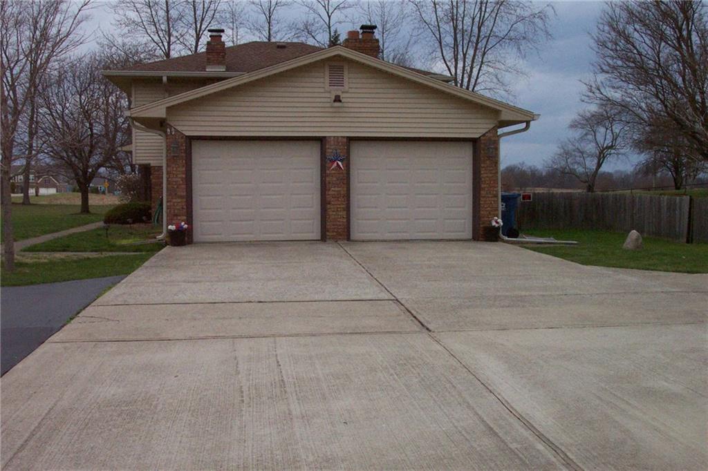 10266 Pentecost Road Indianapolis, IN 46239 - Photo 3 of 31