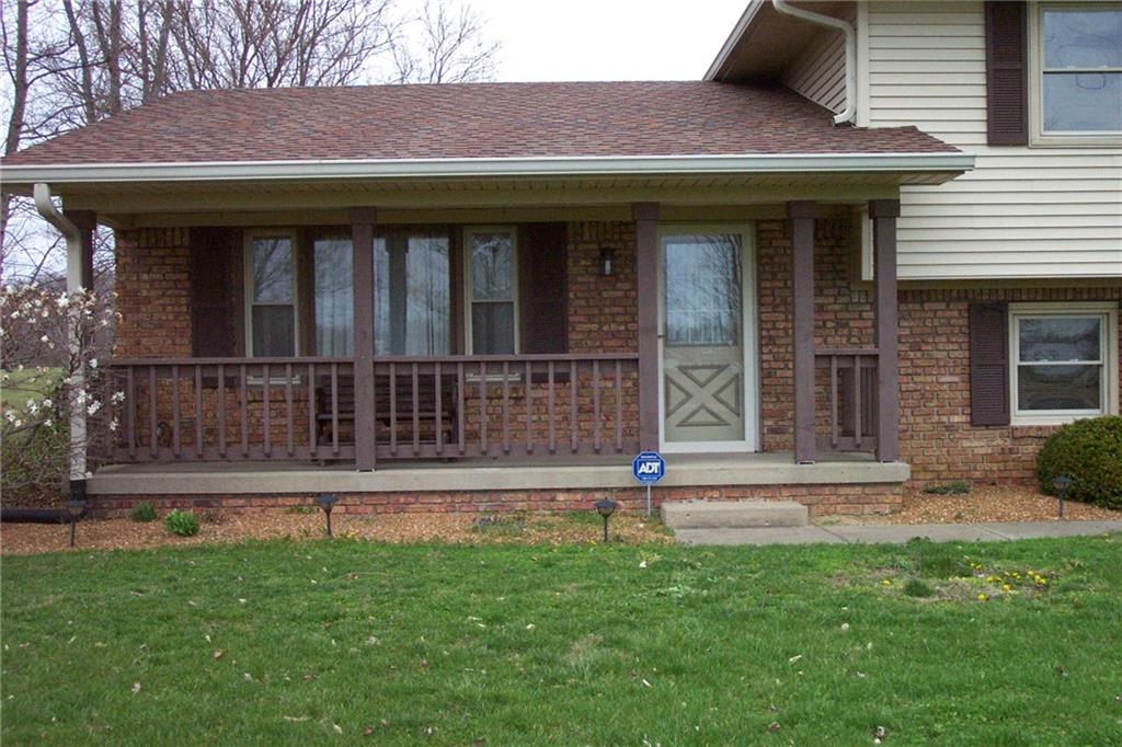 10266 Pentecost Road Indianapolis, IN 46239 - Photo 4 of 31