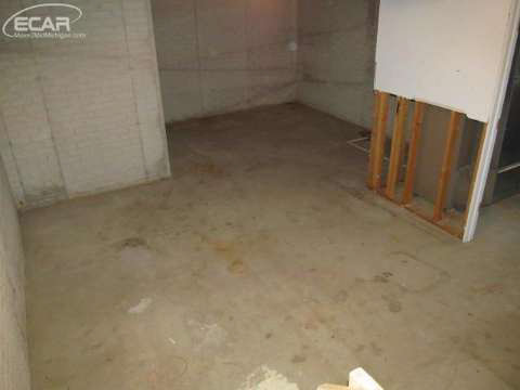 6494 Sheridan Road Flushing, MI 48433 - Photo 22 of 27 20426905-21.JPG