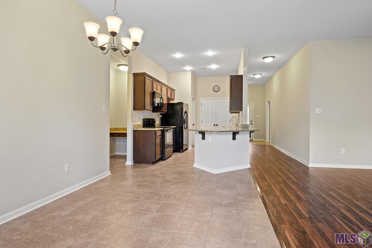 Dining/Kitchen/Computer Nook