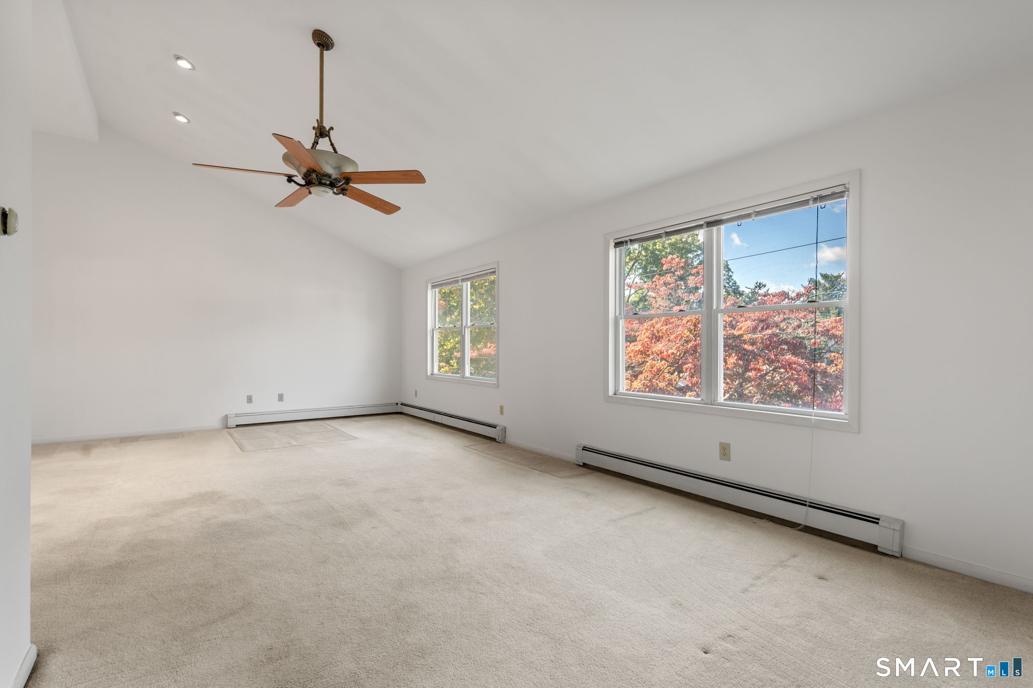 38 Milandale Road Fairfield, CT 06824 - Photo 22 of 36 Primary bedroom