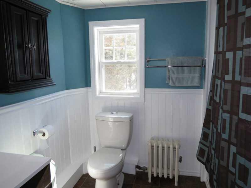 13 Pine Point Road Scarborough, ME 04074 - Photo 28 of 35 Bathroom.