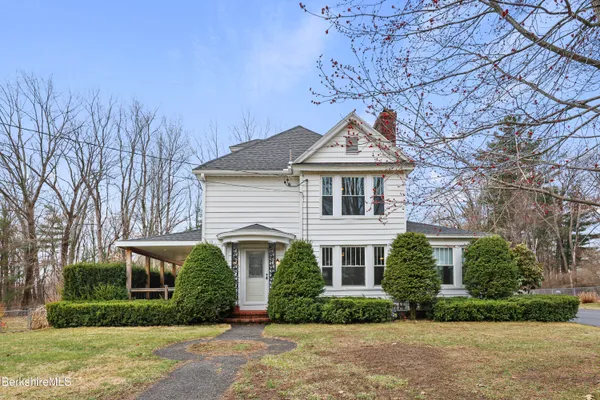 $379,900 | 53 Meadowview Drive, Pittsfield, MA 01201