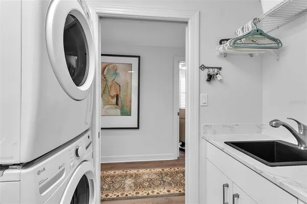 $785,000 | 393 North Point Road, Unit 401, Osprey, FL 34229
