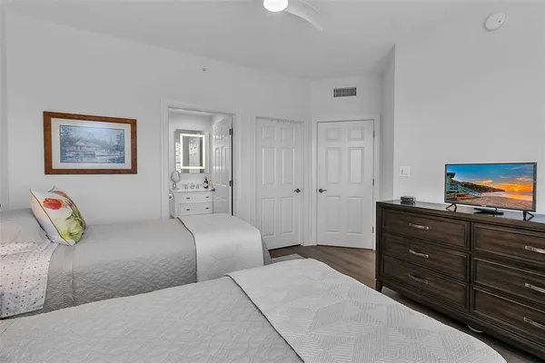 $785,000 | 393 North Point Road, Unit 401, Osprey, FL 34229